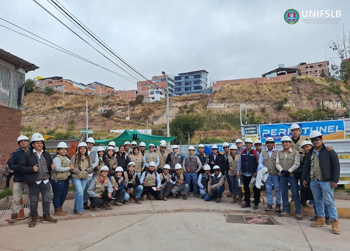 Visita técnica a la obra de drenaje pluvial de la ciudad de Cusco