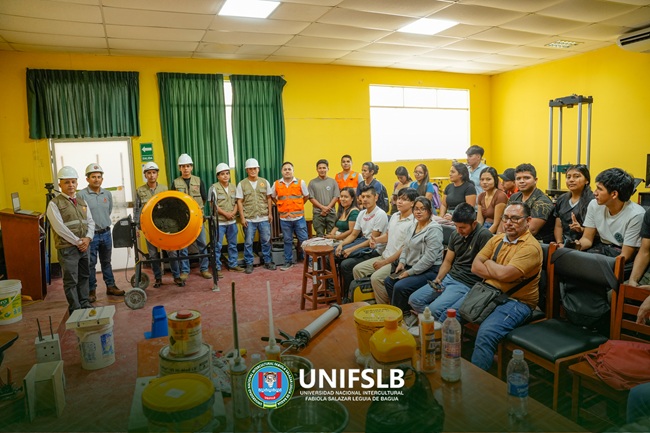 Taller sobre aditivos para concreto y cerámica GREG fortaleció el aprendizaje práctico de estudiantes de Ingeniería