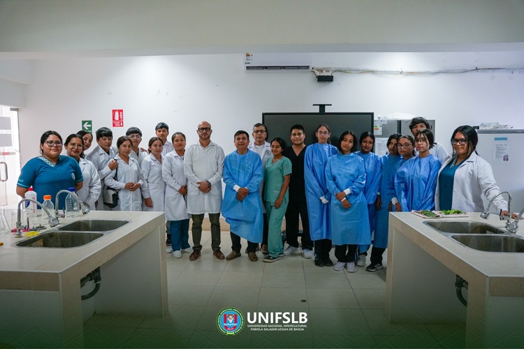 Nuestros laboratorios de Biotecnología recibieron a quienes representan el futuro de Bagua